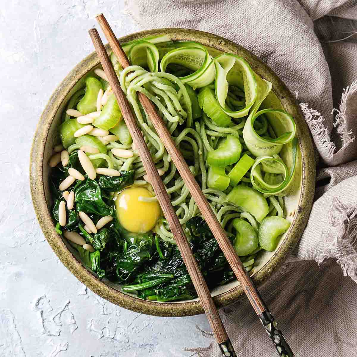 green-noodles-bowl-P5323Z6.jpg